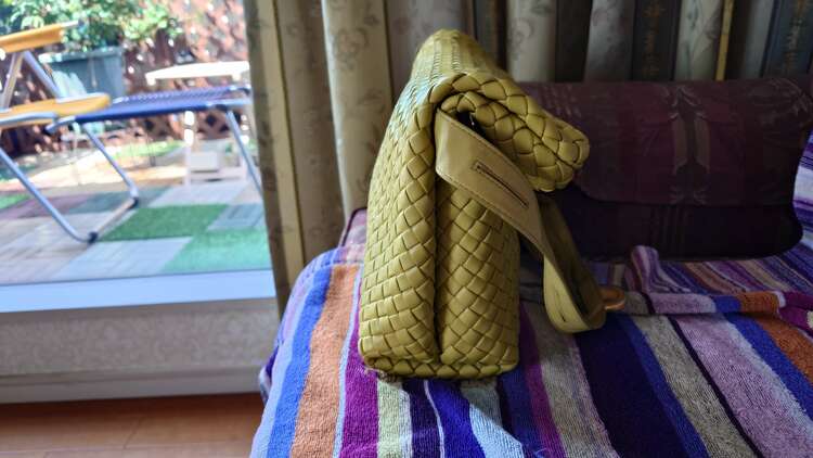 ボッテガ・ヴェネタ  （ブランドバッグ）の商品画像 - 査定依頼日：2025年5月5日 - 最高査定価格：100,000円