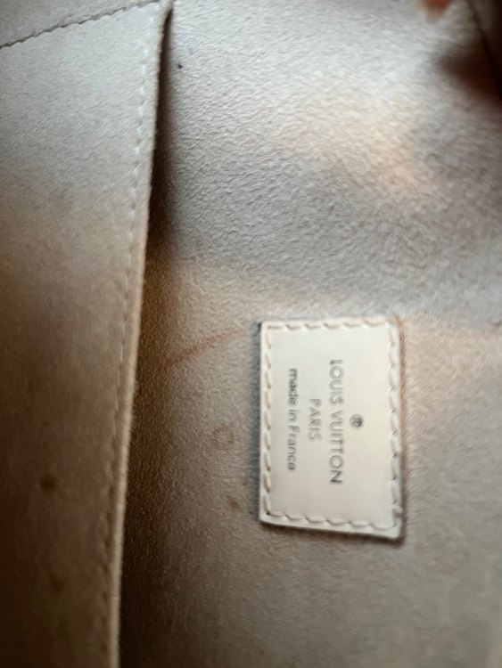 ジャスミン（ブランドバッグ）の商品画像 - 査定依頼日：2022年9月23日 - 最高査定価格：23,000円