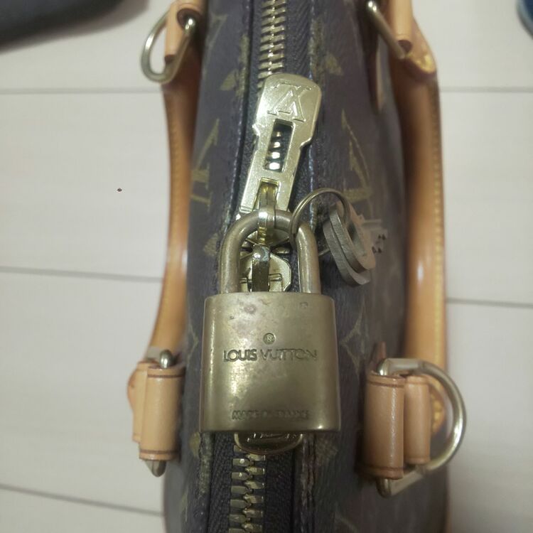 ルイヴィトン アルマ （ブランドバッグ）の商品画像 - 査定依頼日：2025年7月8日 - 最高査定価格：90,000円