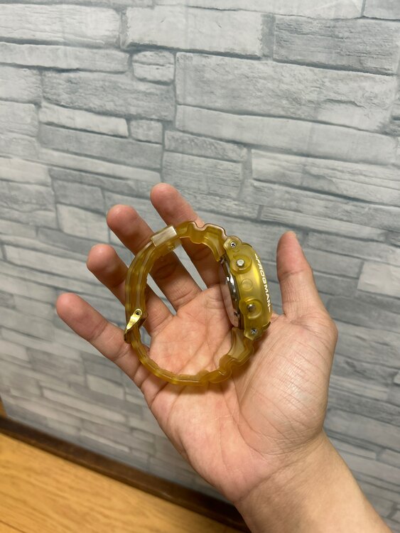 <font style="vertical-align: inherit;"><font style="vertical-align: inherit;">
G-SHOCK
</font></font> <font style="vertical-align: inherit;"><font style="vertical-align: inherit;">
others
</font></font> Dw 82（高級時計）の商品画像 - 査定依頼日：2025年4月30日 - 最高査定価格：10,500円