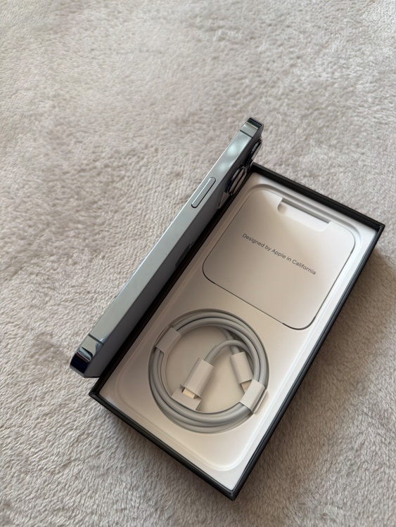 iPhone 13 Pro 128GB au（スマホ）の商品画像 - 査定依頼日：2026年5月10日 - 最高査定価格：46,000円