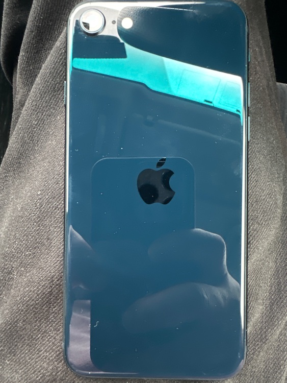 iPhone SE (第 3 世代) 64GB SIMフリー（スマホ）の商品画像 - 査定依頼日：2025年9月20日 - 最高査定価格：19,000円