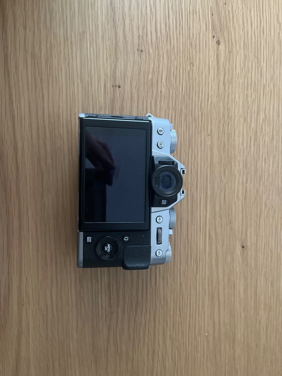 x-t20（カメラ）の商品画像 - 査定依頼日：2026年2月1日 - 最高査定価格：50,000円