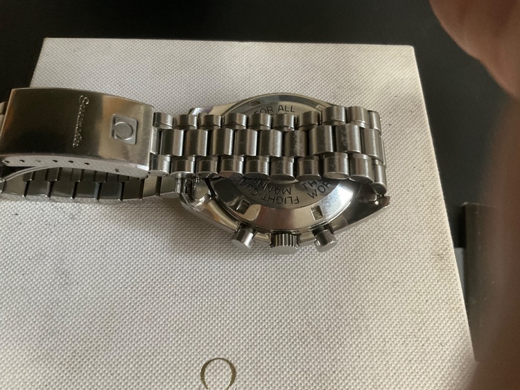 オメガ スピードマスター 357003（高級時計）の商品画像 - 査定依頼日：2025年7月23日 - 最高査定価格：700,000円