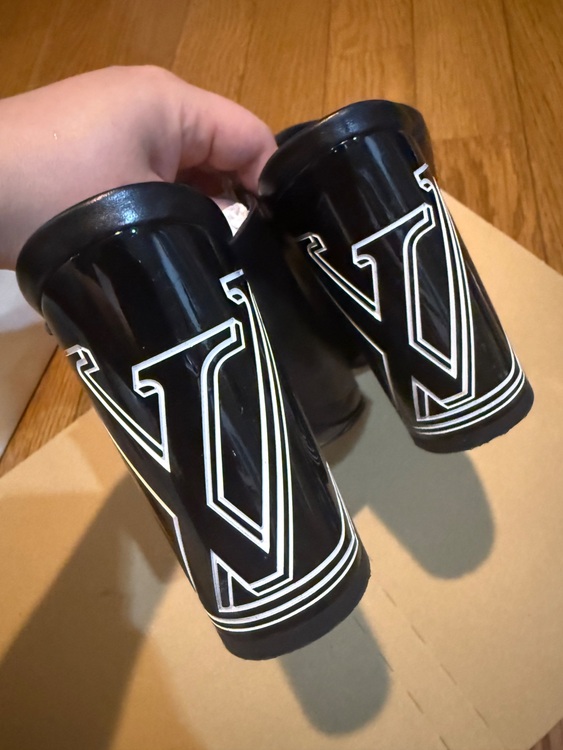 サンダル（古着・ファッション）の商品画像 - 査定依頼日：2025年7月30日 - 最高査定価格：20,000円