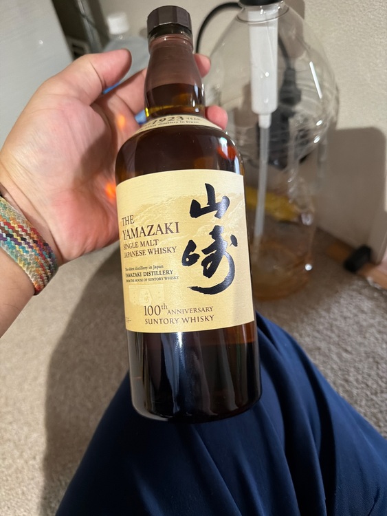 ウイスキー サントリー山崎 （お酒）の商品画像 - 査定依頼日：2025年11月7日 - 最高査定価格：8,500円