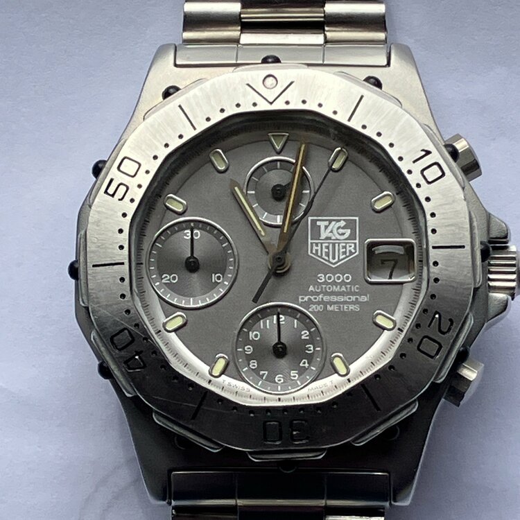 3000 automatic professional 132.206（高級時計）の商品画像 - 査定依頼日：2026年2月7日 - 最高査定価格：68,000円