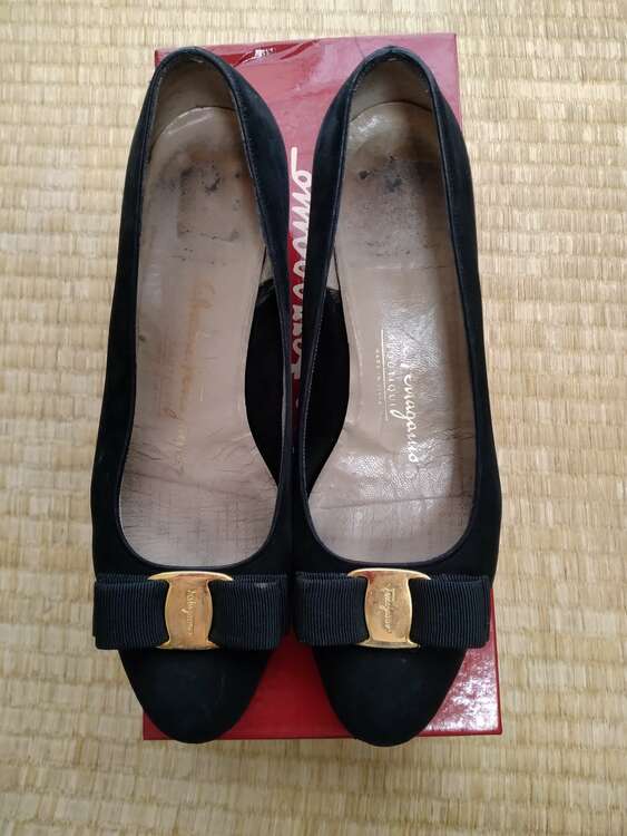 フェラガモ  （ブランドバッグ）の商品画像 - 査定依頼日：2025年2月1日 - 最高査定価格：1,000円