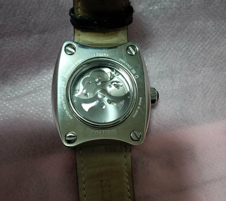 セイコー スプリントドライブ SBLA005 型式5R66-0AC0に（高級時計）の商品画像 - 査定依頼日：2026年2月1日 - 最高査定価格：100,000円