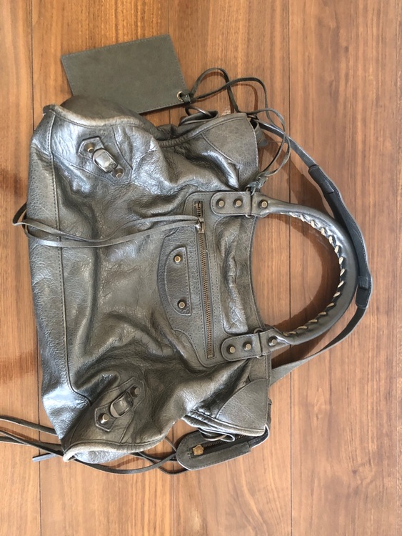 シティ（ブランドバッグ）の商品画像 - 査定依頼日：2025年6月29日 - 最高査定価格：40,000円