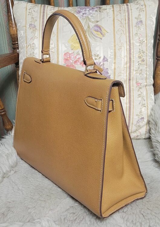 ケリーバック（ブランドバッグ）の商品画像 - 査定依頼日：2025年11月16日 - 最高査定価格：1,200,000円