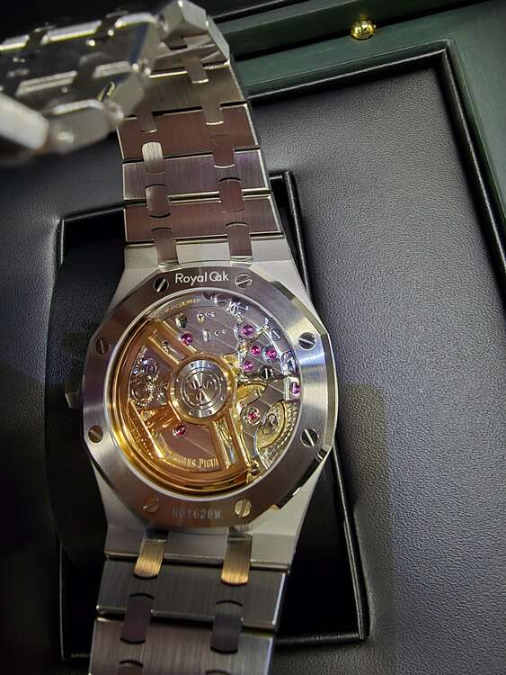 オーデマピゲ ロイヤルオーク 15510ST.OO.1320ST.06 （高級時計）の商品画像 - 査定依頼日：2025年4月21日 - 最高査定価格：6,000,000円