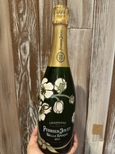 シャンパン ペリエ・ジュエ （お酒）の商品画像 - 査定依頼日：2024年8月28日 - 最高査定価格：18,000円