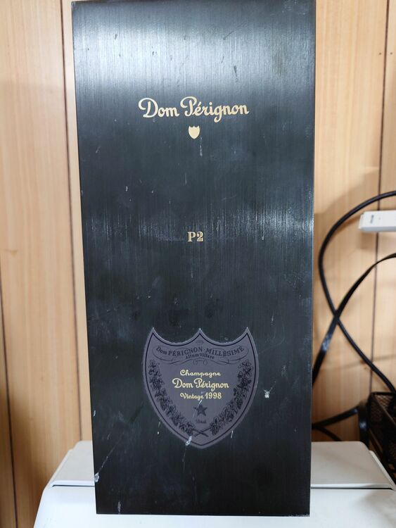 P2 1998（お酒）の商品画像 - 査定依頼日：2025年9月23日 - 最高査定価格：50,000円