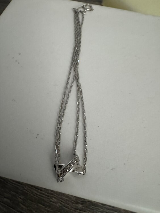 ホワイトゴールドブレスレット（金・貴金属）の商品画像 - 査定依頼日：2025年4月9日 - 最高査定価格：20,000円