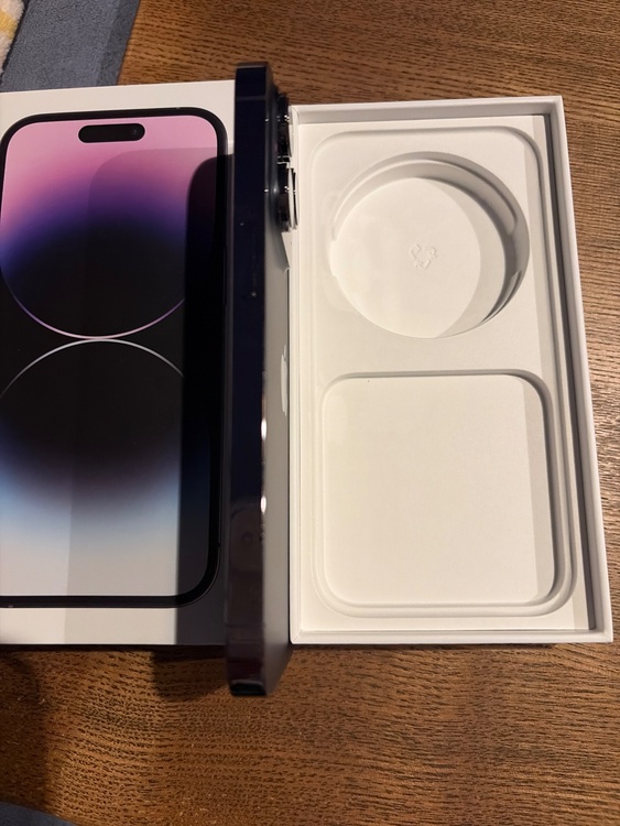iPhone 14 Pro 128GB SIMフリー（スマホ）の商品画像 - 査定依頼日：2026年4月27日 - 最高査定価格：52,000円