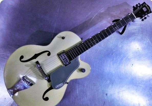 アニバーサリー　6125（ピアノ・楽器・PA機材）の商品画像 - 査定依頼日：2026年3月1日 - 最高査定価格：230,000円