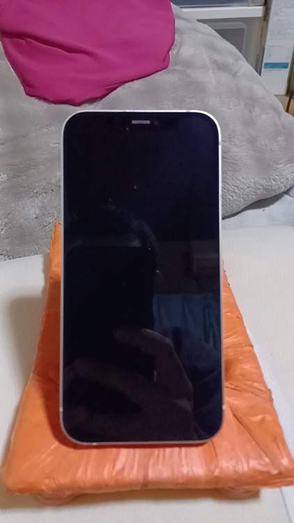 iPhone 12 128GB au（スマホ）の商品画像 - 査定依頼日：2026年5月8日 - 最高査定価格：24,000円