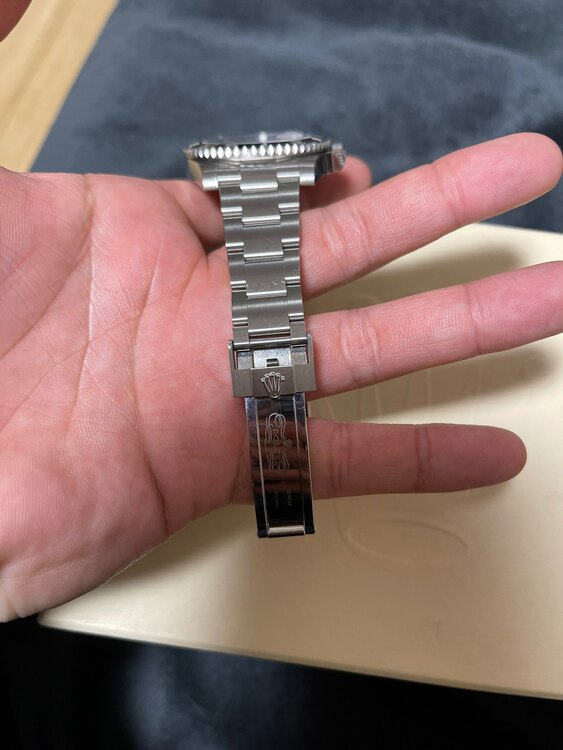 ロレックス サブマリーナー 116610Ln（高級時計）の商品画像 - 査定依頼日：2025年2月1日 - 最高査定価格：1,650,000円