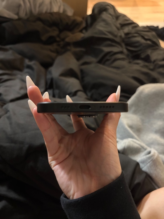 iPhone15（スマホ）の商品画像 - 査定依頼日：2026年4月14日 - 最高査定価格：71,000円