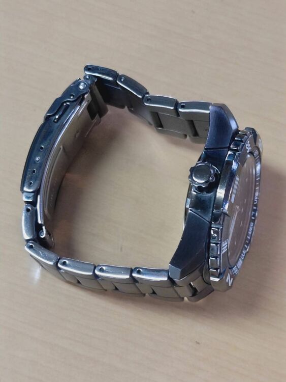 セイコー その他 セイコー5 スポーツ　SNZJ11J（高級時計）の商品画像 - 査定依頼日：2025年9月30日 - 最高査定価格：3,000円