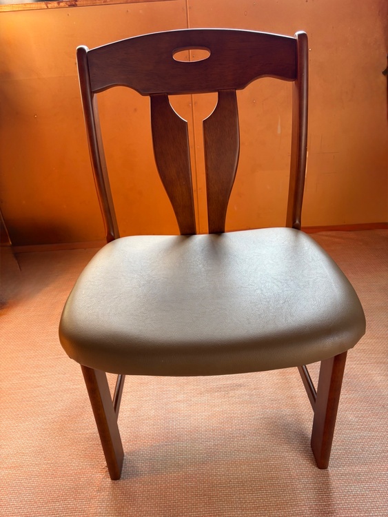 椅子　6脚（家具・寝具）の商品画像 - 査定依頼日：2026年2月13日 - 最高査定価格：10,000円