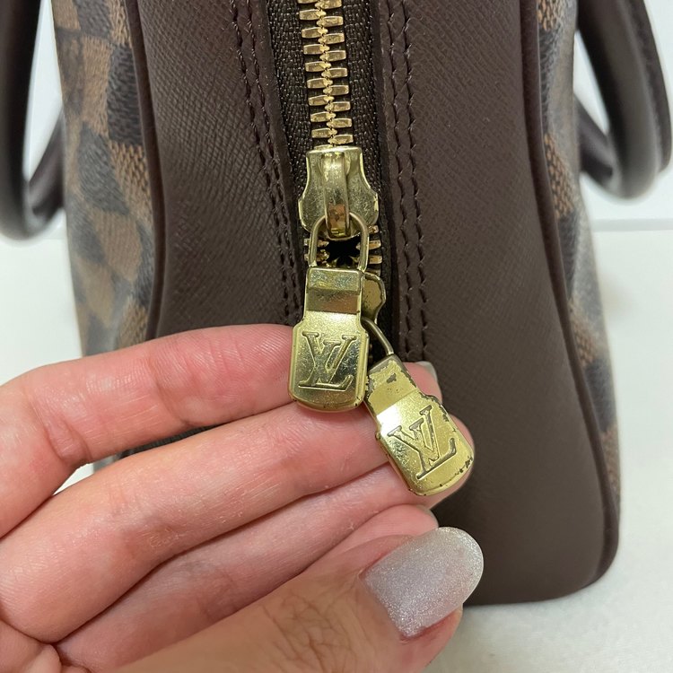 ルイヴィトン ブレラ（ブランドバッグ）の商品画像 - 査定依頼日：2022年8月24日