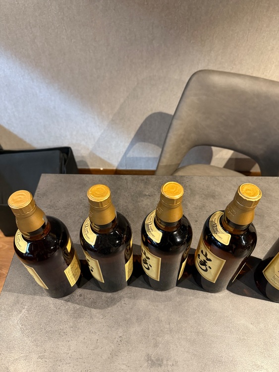 ウイスキー サントリー山崎 （お酒）の商品画像 - 査定依頼日：2025年11月25日 - 最高査定価格：187,000円