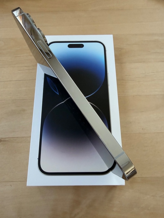 iPhone 14 Pro Max 128GB docomo（スマホ）の商品画像 - 査定依頼日：2026年3月15日 - 最高査定価格：75,000円