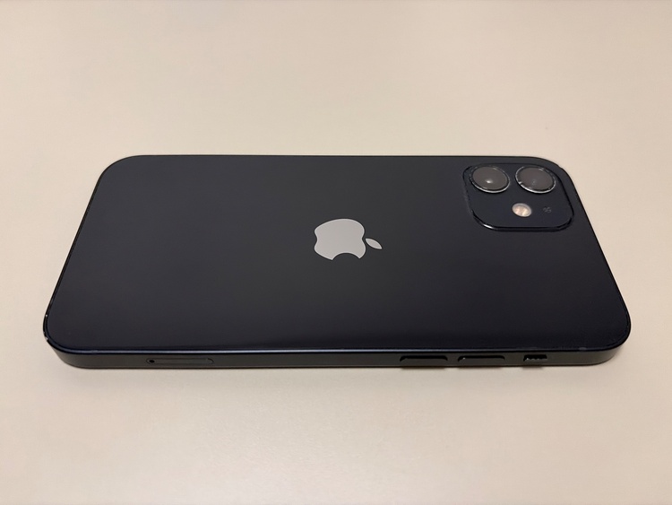 iPhone iPhone 12 256GB SIMフリー（スマホ）の商品画像 - 査定依頼日：2026年6月6日 - 最高査定価格：35,000円
