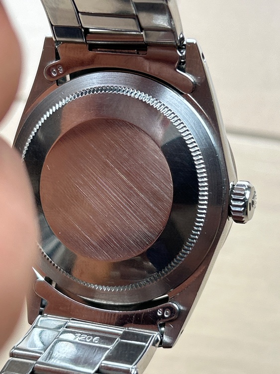 ロレックス エクスプローラー 101（高級時計）の商品画像 - 査定依頼日：2026年3月26日 - 最高査定価格：2,500,000円