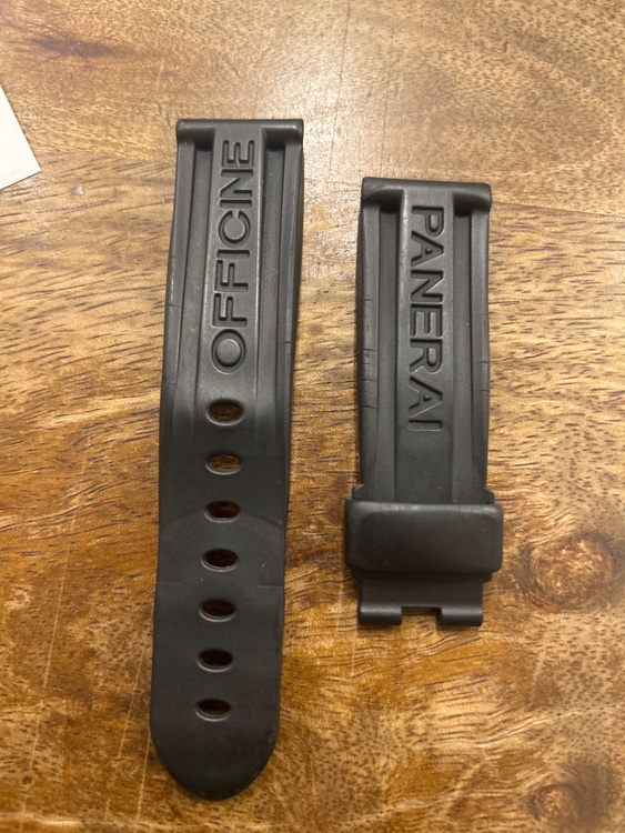 40mm ルミノールパワーリザーブ（高級時計）の商品画像 - 査定依頼日：2025年9月13日 - 最高査定価格：550,000円