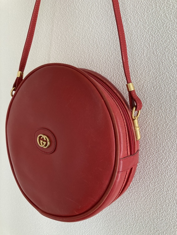 オールドグッチ　ラウンドショルダーバッグ（ブランドバッグ）の商品画像 - 査定依頼日：2021年6月11日 - 最高査定価格：20,000円