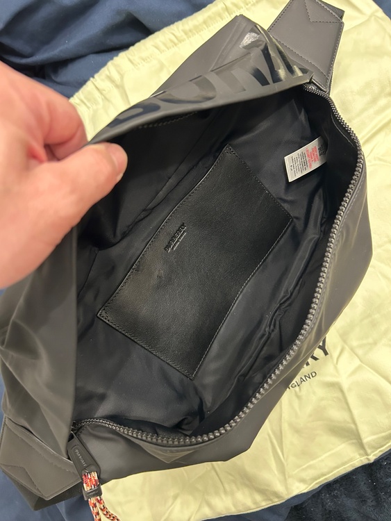 その他 バーバリー （ブランドバッグ）の商品画像 - 査定依頼日：2026年4月6日 - 最高査定価格：5,000円