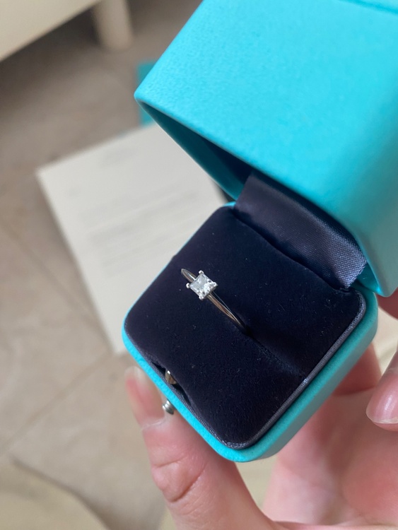 ティファニーダイヤモンドジュエリー（宝石）の商品画像 - 査定依頼日：2026年3月27日 - 最高査定価格：800,000円