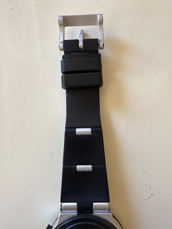 ブルガリ その他 アルミニウム　クロノ　a（高級時計）の商品画像 - 査定依頼日：2025年12月9日 - 最高査定価格：150,000円