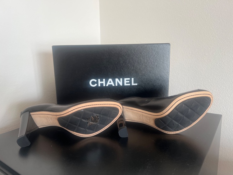 靴（古着・ファッション）の商品画像 - 査定依頼日：2025年11月4日 - 最高査定価格：20,000円