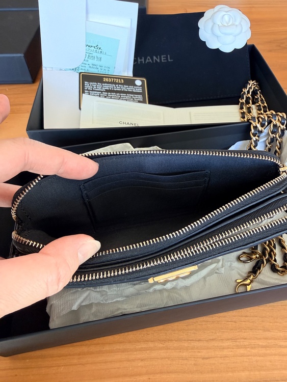 チェーンウォレット/A84069/ボーイシャネル/マトラッセ/ラムスキン/マット（ブランドバッグ）の商品画像 - 査定依頼日：2026年2月20日 - 最高査定価格：190,000円