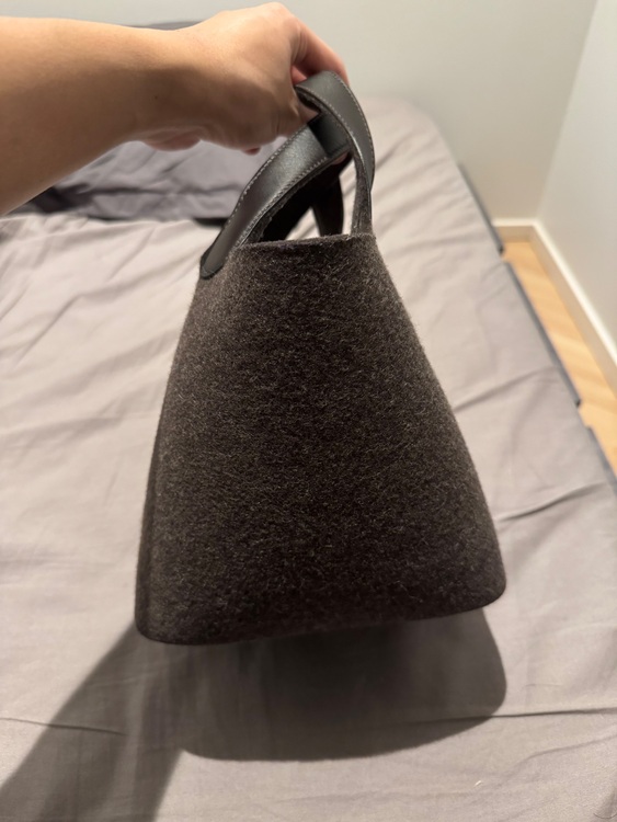 ピコタンロック　フェルト（ブランドバッグ）の商品画像 - 査定依頼日：2025年11月2日 - 最高査定価格：300,000円