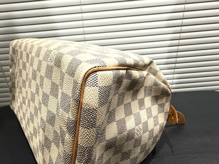 ダミエ・アズール　スピーディー（ブランドバッグ）の商品画像 - 査定依頼日：2025年12月19日 - 最高査定価格：100,000円