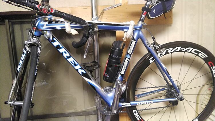   【査定商品】 	1.	TREK MADONE 5 Discovery Cha（自転車）の商品画像 - 査定依頼日：2025年11月26日 - 最高査定価格：10,000円