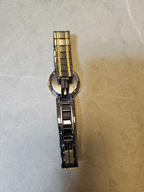 CORUM（高級時計）の商品画像 - 査定依頼日：2025年5月16日 - 最高査定価格：120,000円