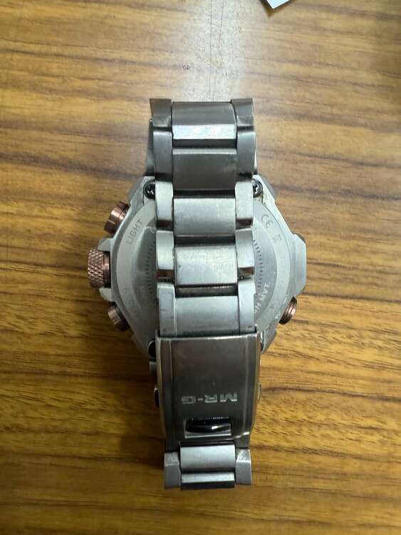 G-SHOCK MR-G G1000DC-1AJR（高級時計）の商品画像 - 査定依頼日：2025年3月15日 - 最高査定価格：100,000円