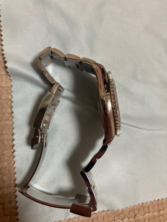 ロレックス ヨットマスター 12662（高級時計）の商品画像 - 査定依頼日：2025年5月25日 - 最高査定価格：2,000,000円