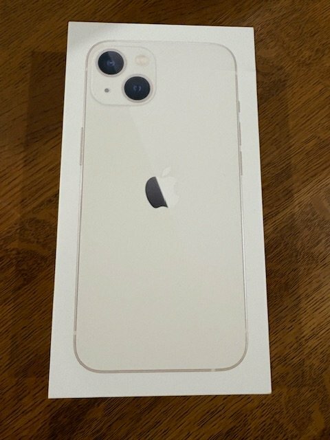 箱（スマホ）の商品画像 - 査定依頼日：2026年1月18日 - 最高査定価格：39,000円