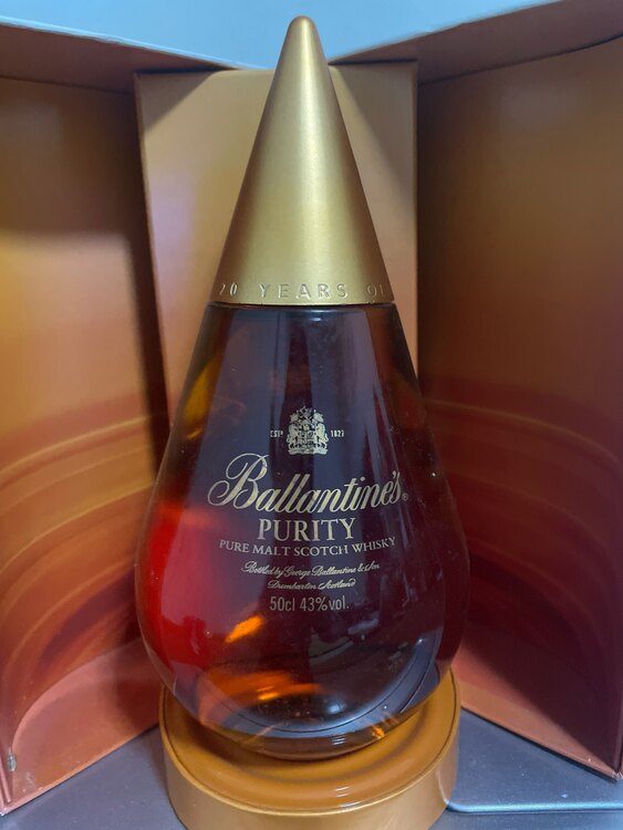 ウイスキー バランタイン （お酒）の商品画像 - 査定依頼日：2025年3月30日 - 最高査定価格：6,500円