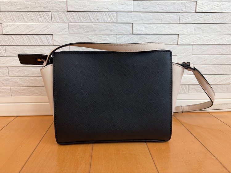 kate spade new york 型番 PXRU5729（ブランドバッグ）の商品画像 - 査定依頼日：2026年10月21日 - 最高査定価格：110,000円