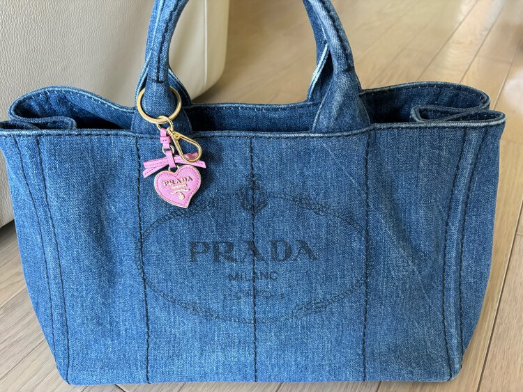 プラダ  （ブランドバッグ）の商品画像 - 査定依頼日：2025年2月22日 - 最高査定価格：60,000円