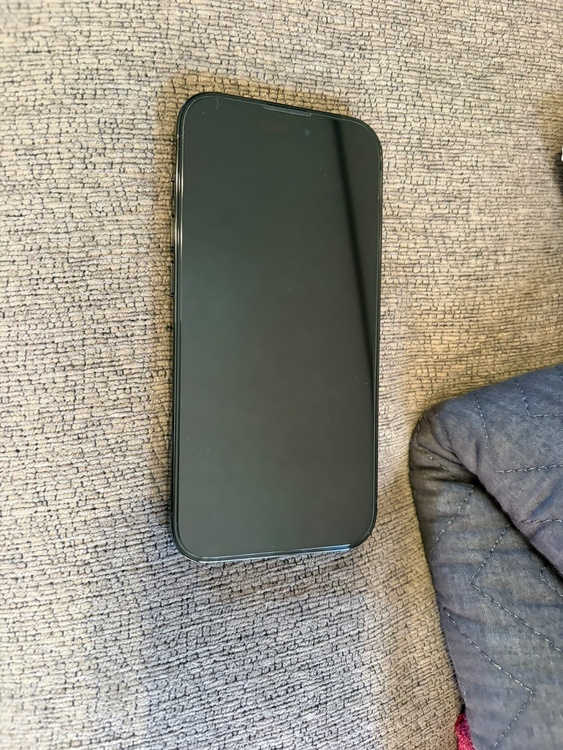 iPhone iPhone 14 Pro 256GB SIMフリー（スマホ）の商品画像 - 査定依頼日：2026年9月21日 - 最高査定価格：71,000円