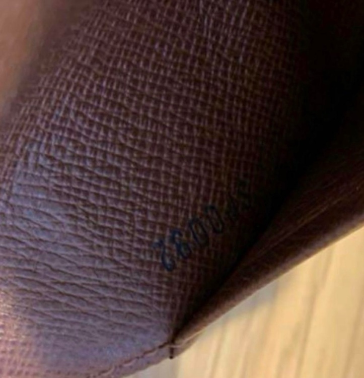 ポルトモネビエトレゾール（ブランド財布・小物）の商品画像 - 査定依頼日：2025年9月20日 - 最高査定価格：9,000円